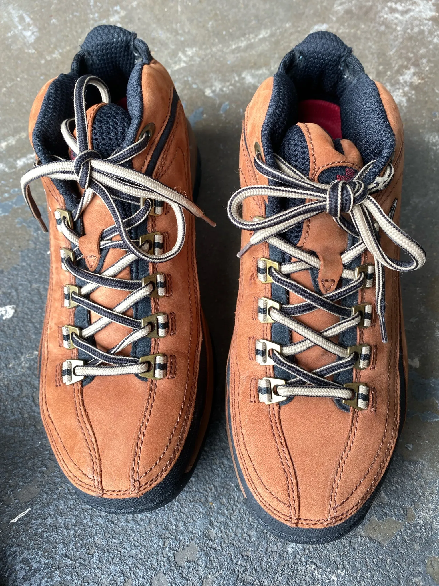 Sketchers Womens Size 8 1/2 Orange Hiking Boots